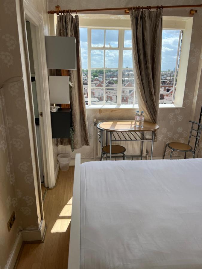 Super Located Studio In South Ken At Chelsea Cloister Londra Esterno foto